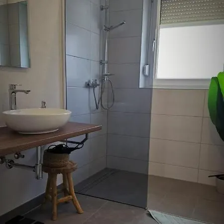 Haus Im Seegebiet Von Φίλλαχ